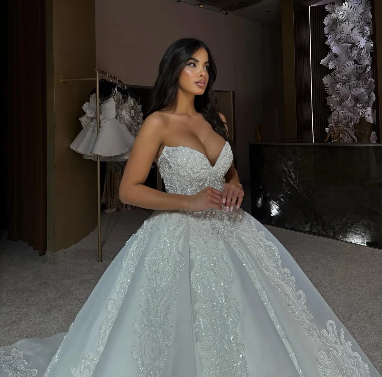 Customized Luxury Wedding dress, Sweetheart collar, Sleeveless puffy skirt, Retro ladies' Wedding dress. amanda novias 2026