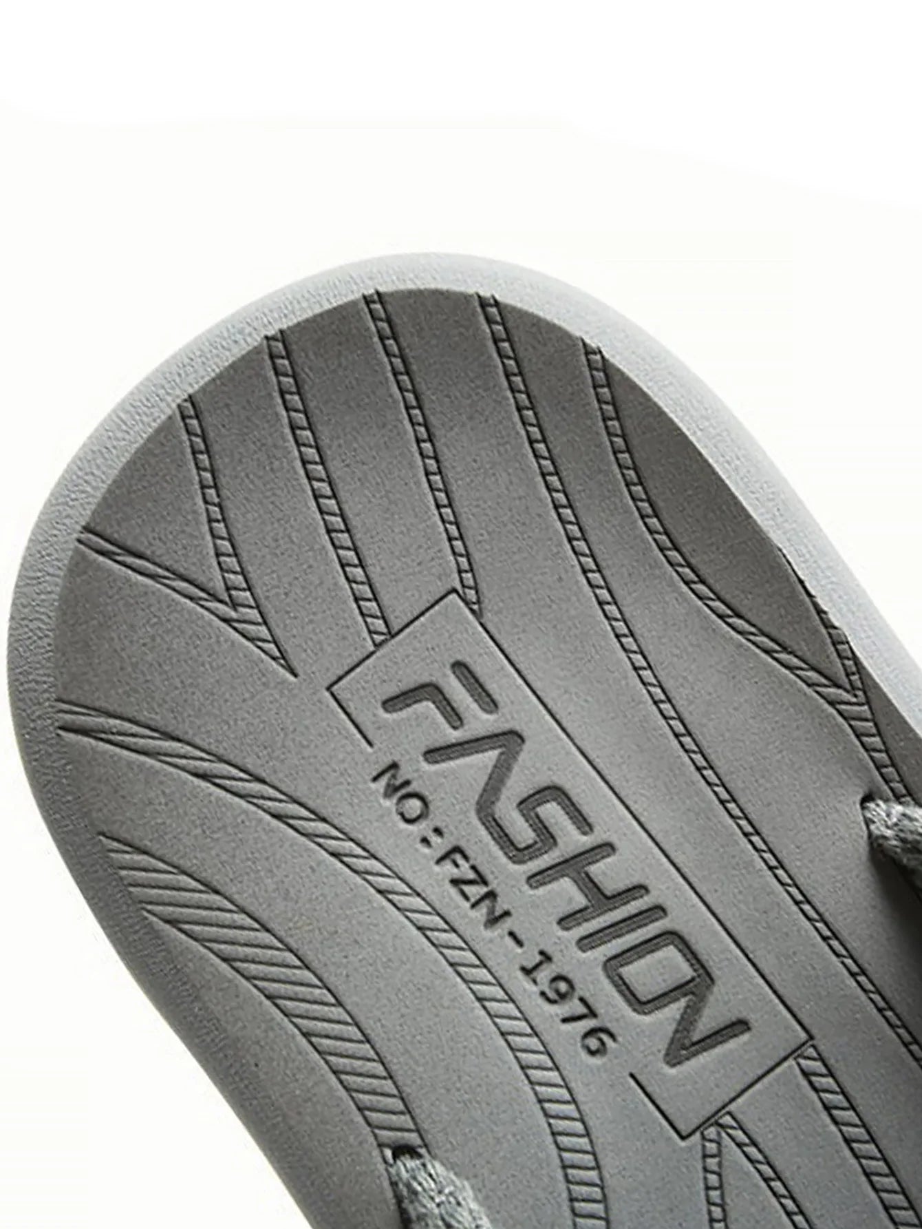 Pmoiste Men Flip Flops  EVA Slip-on Beach Comfortable Designer House Slippers High Quality Summer Outdoor Non Slip