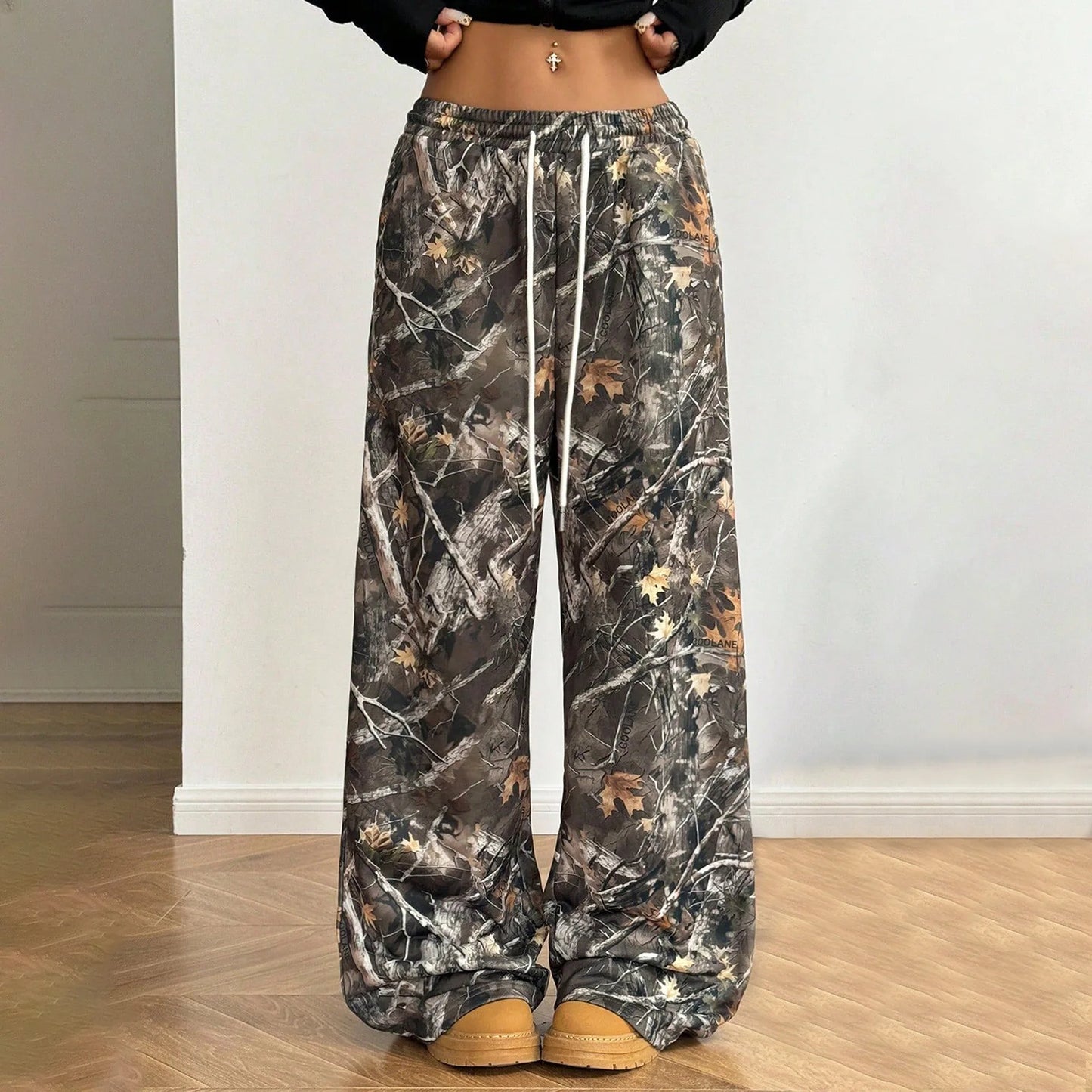 Women's Wide Leg Camo Pants Lightweight Elastic Waist Camouflage Print Loose Pants Trousers Y2K Vintage Streetwear