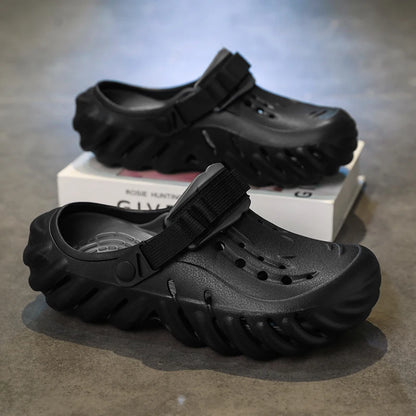 New Men's Fashionable Versatile Sandals Anti Slip and Wear-resistant Shoes Thick Soled Soft Soled Slippers Breathable