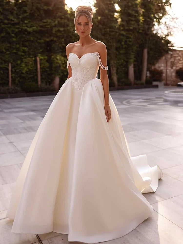 Exquisite Wedding Dress Full Satin With Beading Ball Gown Sleeveless Strapless Customized Bridal Dress Lace Up Vestido De Novia