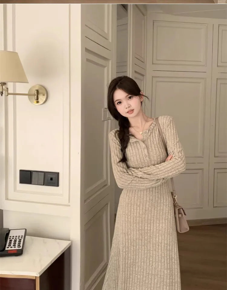 French Style Long Sleeve Knitted Dress Vintage Waist Cinching A- Line Skirt Women Autumn Winter New Arrival Slimming Inner Wear