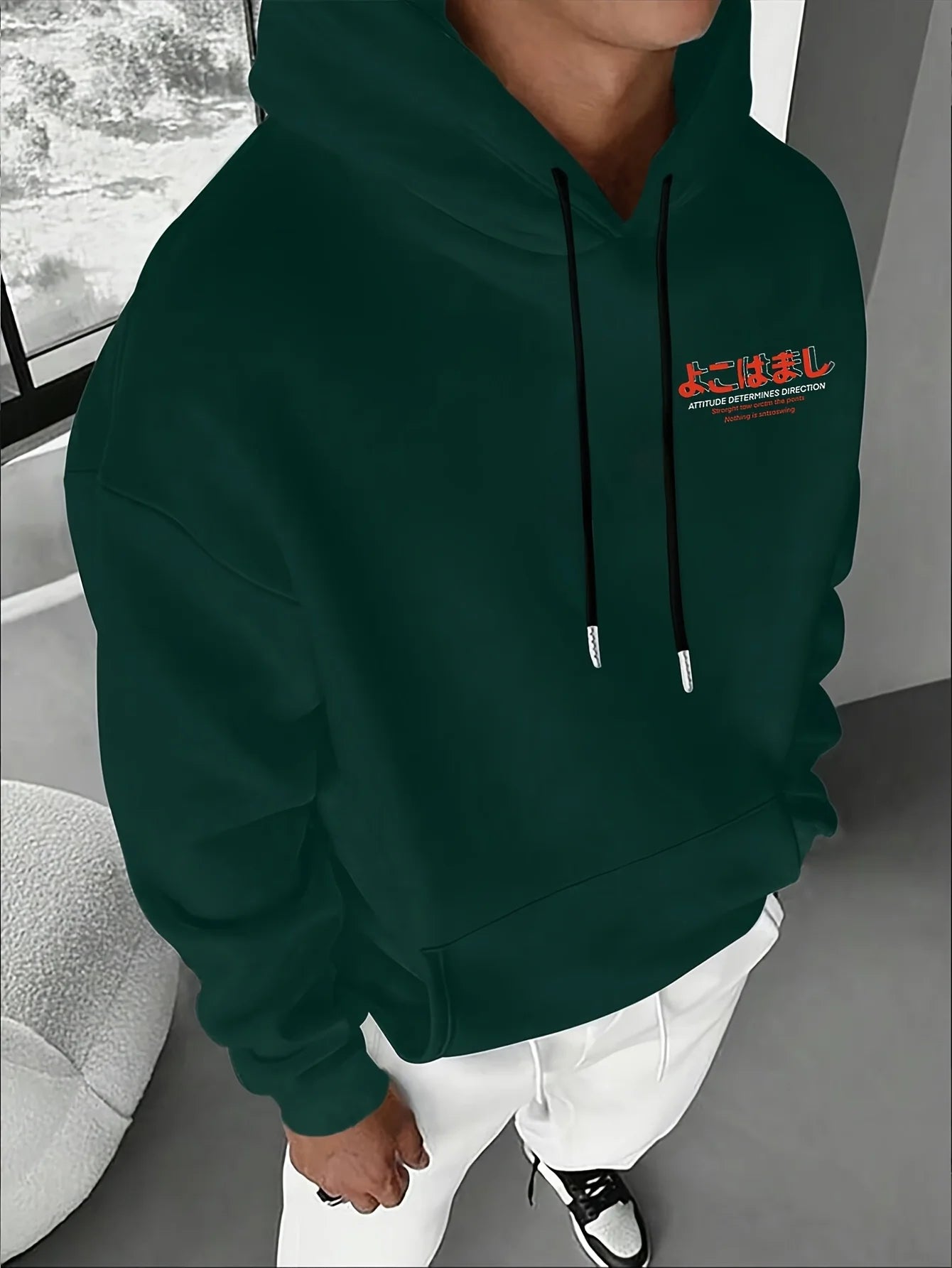 Men's autumn and winter casual fashion loose Tokyo pattern printed long sleeved hooded sweatshirt warm pullover