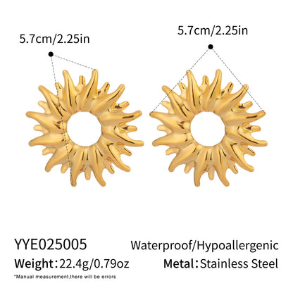 Exaggerated Stainless Steel Hollow Sun Stud Earrings18KGold-plated Elegant Charm Earrings for Women