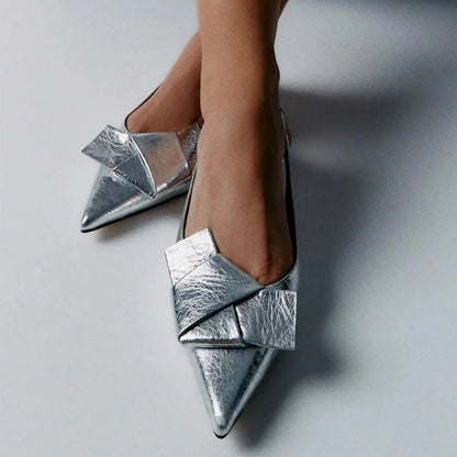 GIGIFOX Kitten Low Heels Bownkot Pointy Toe Leisure Sandals Pleated Slip-on Back Strap Flats Chic Office Ladies Shoes For Woman