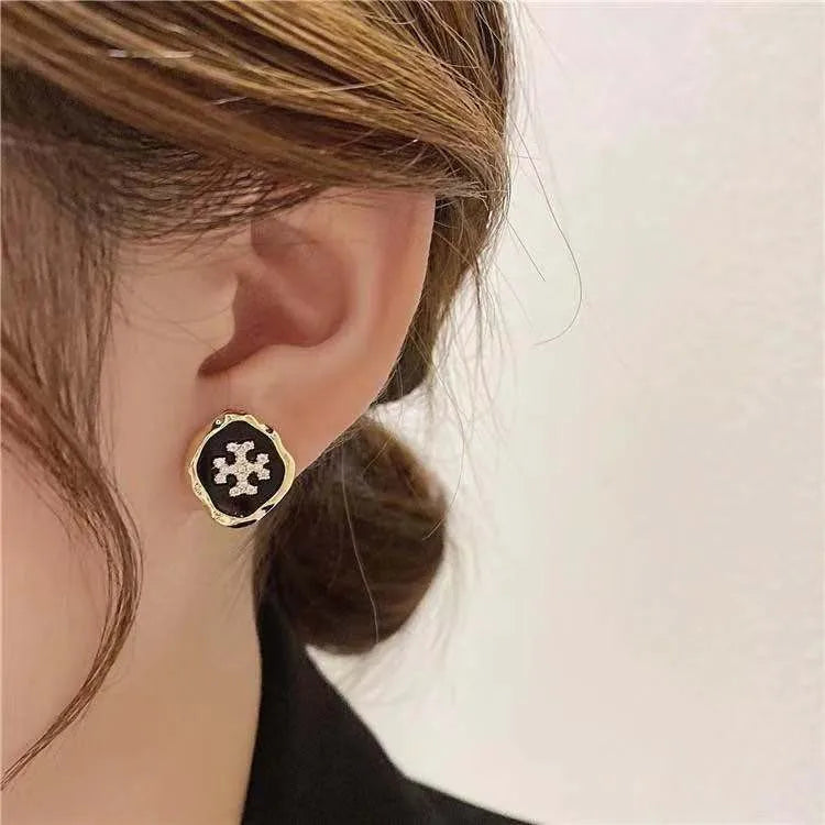 New Simple Delicate Snowflake Stud Earrings For Women 925 Silver Needle Ear Piercing Body Jewelry Daily Wear Jewelry Girls Gift