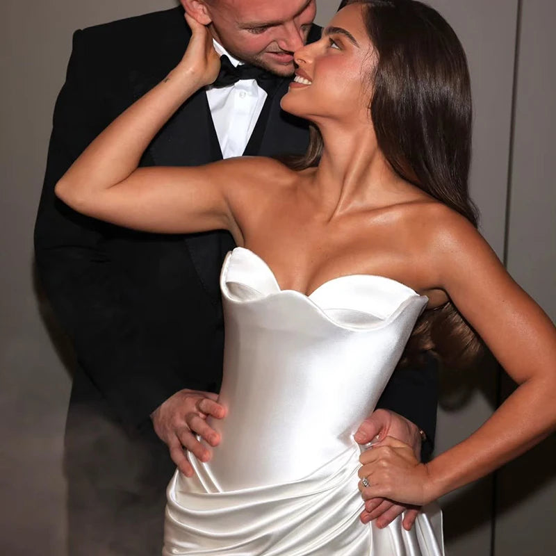 Eightree Simple Mermaid Wedding Dresses Sweetheart Sweep Train Bridal Dress White Evening Wedding Ball Prom Gowns Customized