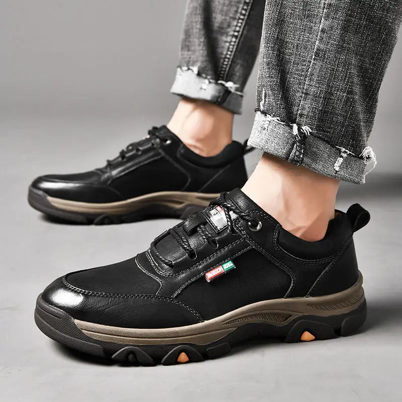Offical Men's Sneakers Leather Men Casual Shoes Moccasins Breathable Retro Men Sports Walking Shoe Outdoors Hiking Sneakers