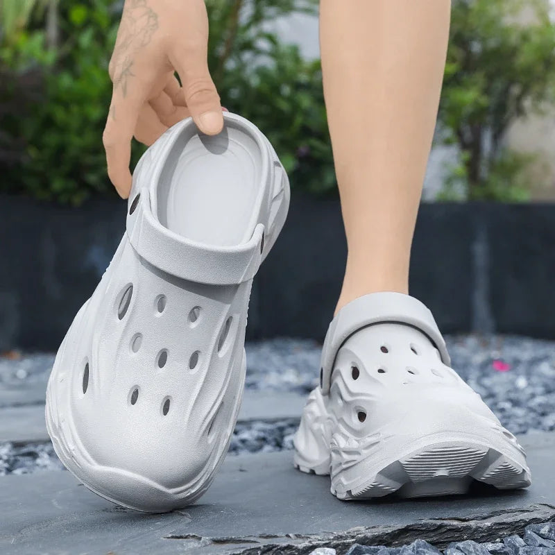 Summer New High-quality EVA Perforated Breathable Wearable Casual Solid Color Simple Thick-soled Large-sized Couple Sandals