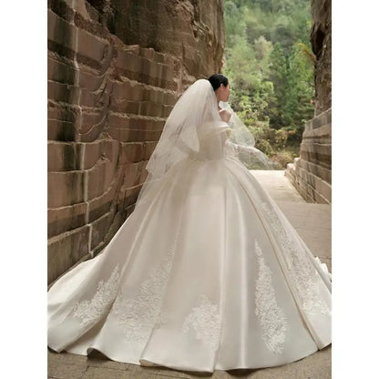 Satin Light Wedding Dress French Strapless Sleeveless Main Yarn High-end Heavy-duty Plus Size Outdoor Yarn For Brides Customized