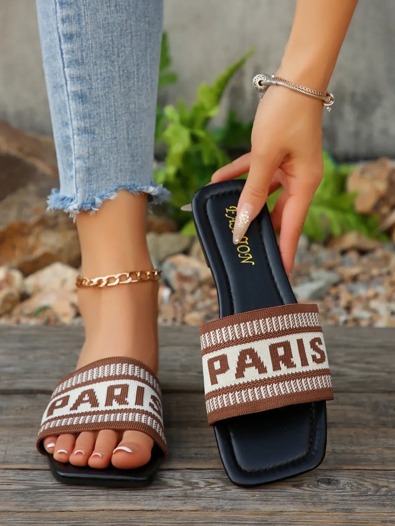 Fashionable Classic Simplicity Sandals Slides Women New Slippers Cloth Cover Letter Outdoor Casual Flat Bottom Slippers Women