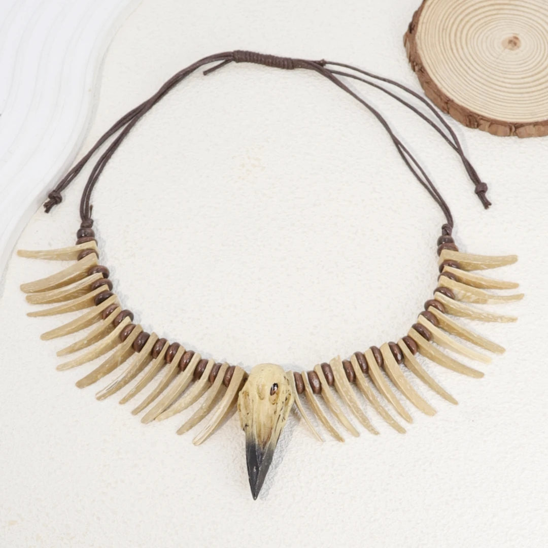 1 piece of vintage Viking crow skull coconut shell necklace - resin animal shaped irregular long teeth, Gothic style jewelry,