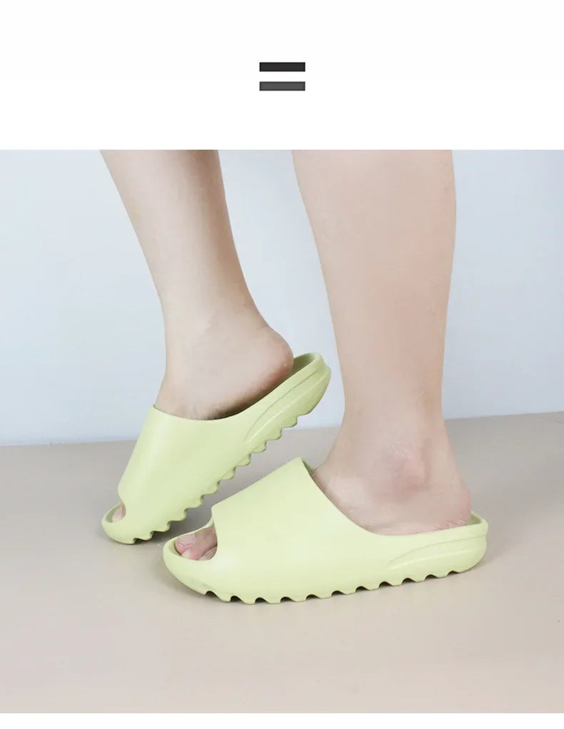 Brand High Quality Super Soft EVA Sole Summer Slippers for Men Bathroom Slippers Home Slides Couple Beach Sandals Male Slipper