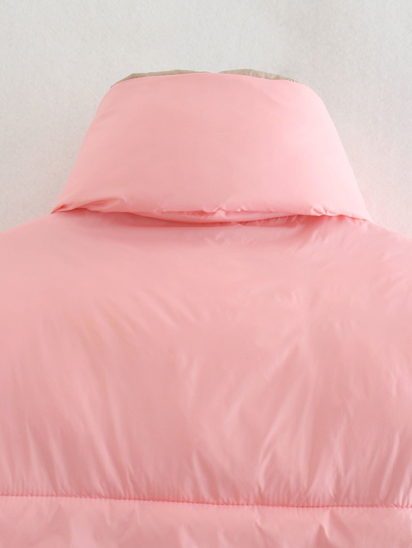 Fall Winter Warm Cropped Vest Jackets for Women Fashion Sleeveless Stand Collar Zip Up Puffer Waistcoat Street Style Outwear