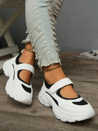 Plus Size Mesh Breathable Women's Shoes Slip-On Slip-On Shoes Women's Soft Sole Lightweight Work Shoe Buckle Strap White Sports Shoes Shallow Mouth Thick Sole Shoes 35-42