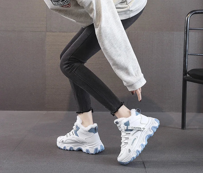 Women's Casual Sneakers Non Slip Comfortable Sports Shoes Women Winter Outdoor Vulcanized Shoes Woman Fleece Walking Trainers