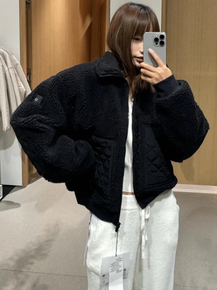 Lamb's Wool Winter Jacket Women Fashion Thickened Stand Collar Short Jacket High Street Black White Zipper Jackets for Women