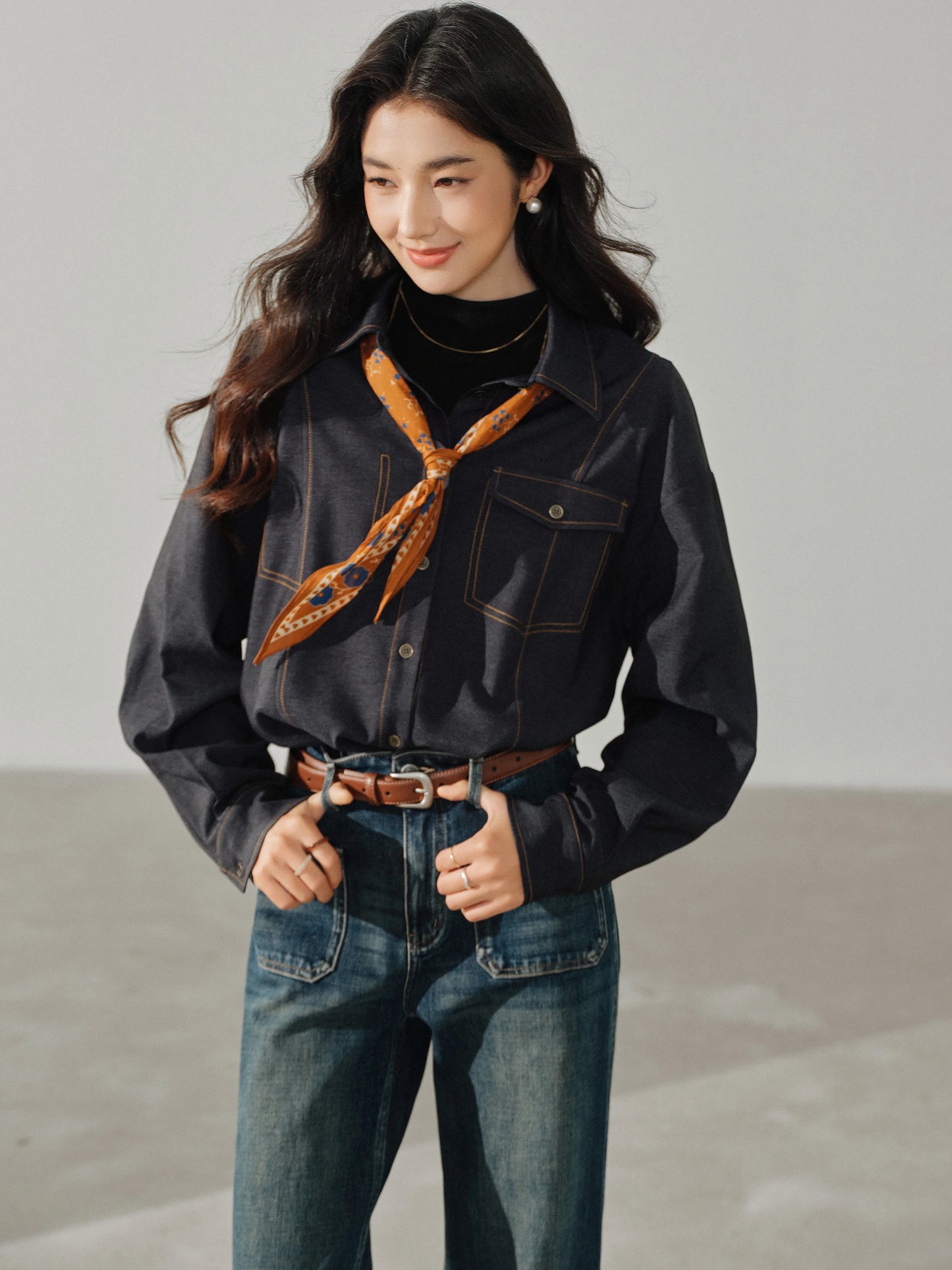 Casual Contrast Stitch Shirt Jacket Loose Long Sleeve Blouse for Women Stylish Collared Overshirt for Autumn Layered Slim Look