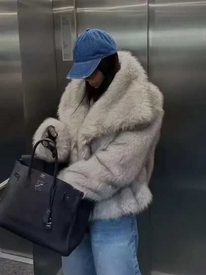 HXAO 2024 Woman Autumn Winter Faux Fur Coat Plush Fluffy Women's Jacket New in Outerwears White Red Gray Black Wool Blends Coats