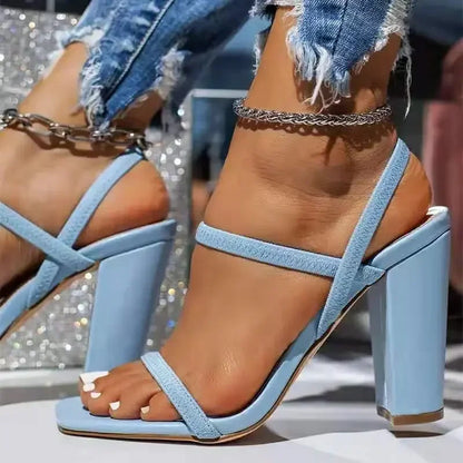 2025 Summer New Buckle Strap Open Toes Heel Shoes Thick Large Size Heels Sandals Square Head Minimalist Design Women's Shoes