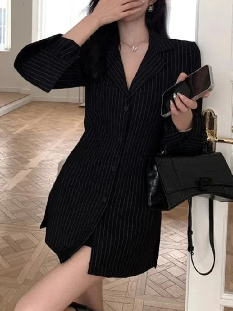 Striped Shirts for Women Turn-down Collar Long Sleeve Blouses Spring 2025 New Fashion Single Breasted Female Shirts