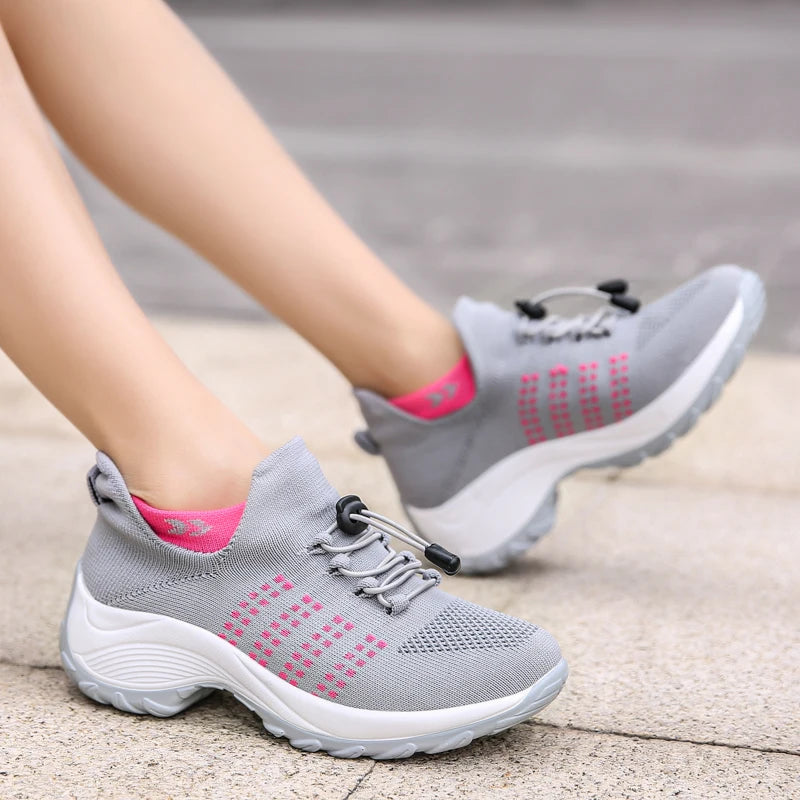 Women Walking Shoes Breathable Fly Weaving Sneakers Non Slip Casual Shoes 7 Color Size 35-45