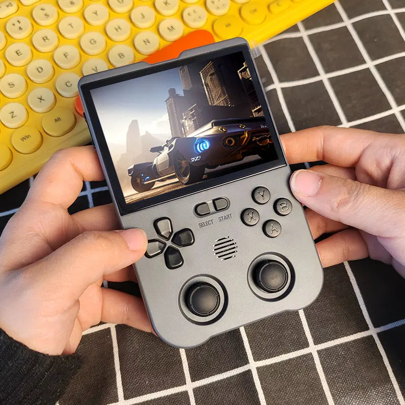 Coopreme XU10 Handheld Game Console 3.5" IPS Screen 3000mAh Battery Linux System Magicx Portable Video Game Console