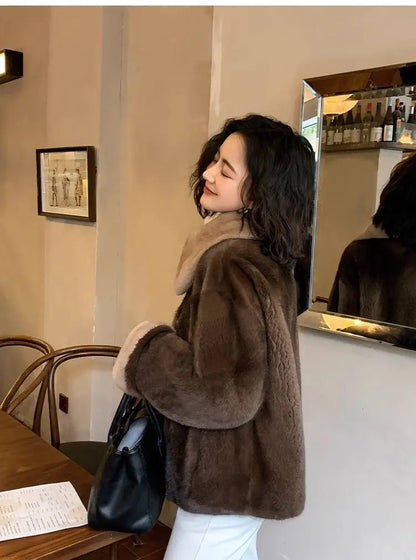 2025 New Coffee Colored Faux Mink Fur Spliced Lapel Fur Coat for Women Young and Loose