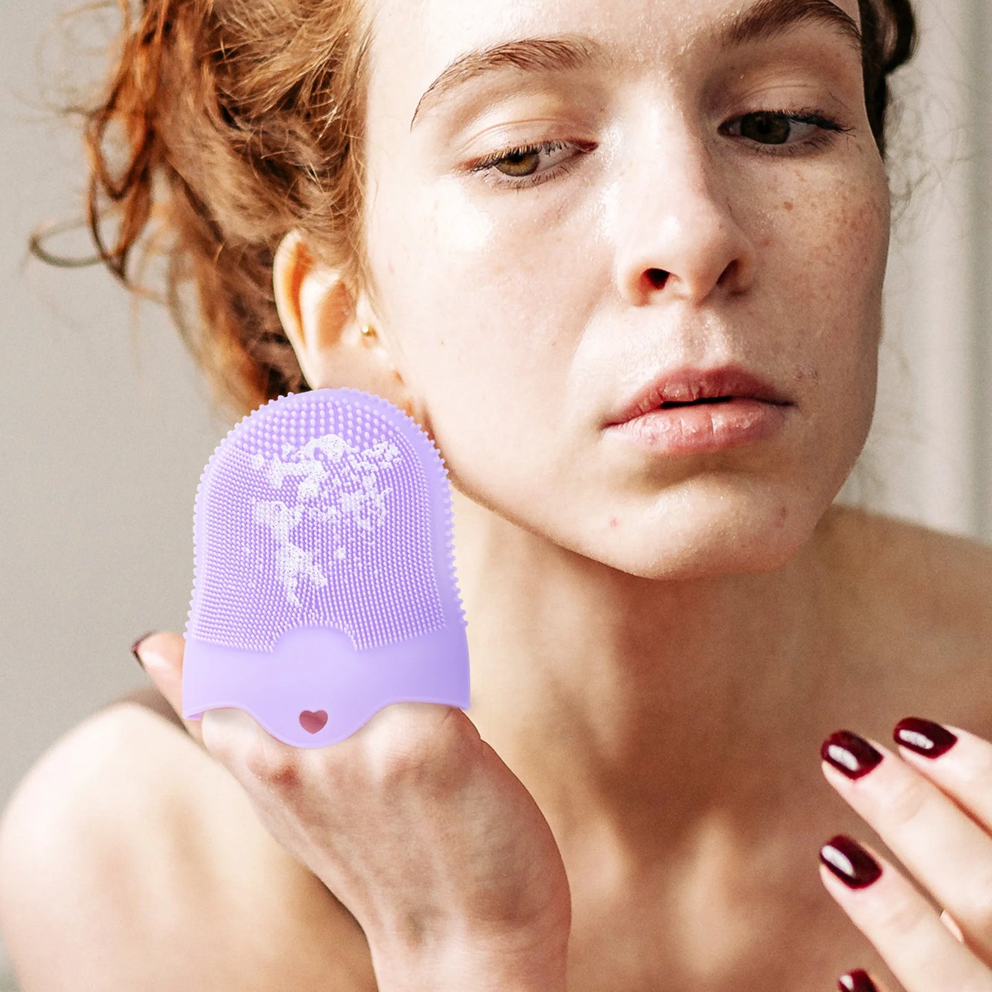 Silicone Facial Cleansing Brush Comfortable Handheld Pore Deep Cleanser Portable Face Wash Brush Face Scrubber