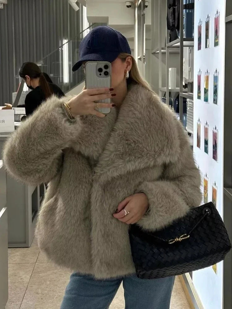 HXAO 2024 Woman Autumn Winter Faux Fur Coat Plush Fluffy Women's Jacket New in Outerwears White Red Gray Black Wool Blends Coats