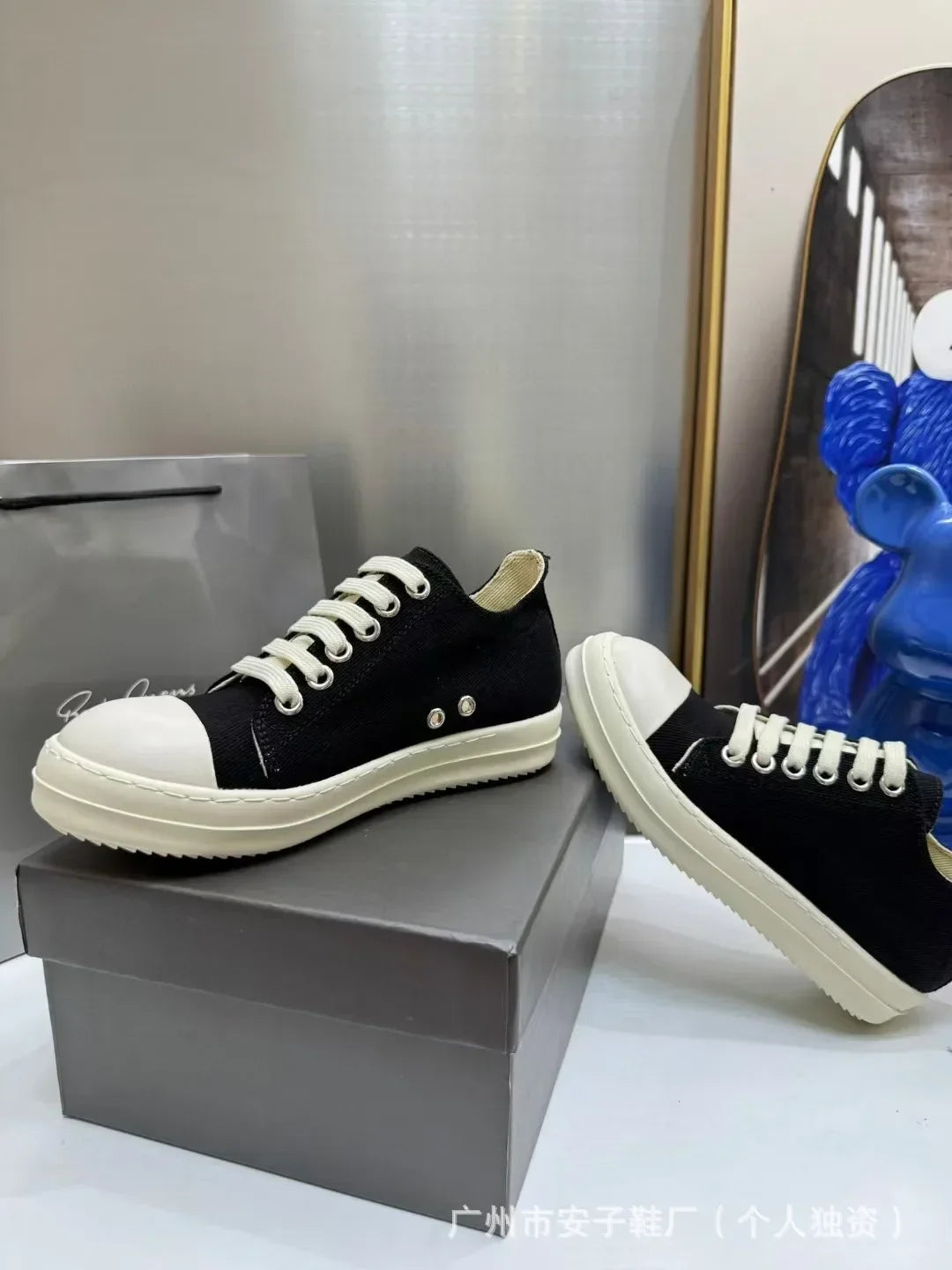 Rric High Quality Female Canvas Shoes Trend Brand Designer Couple Board  Mountaineering rmk  Sports Shoes  Women Shoes