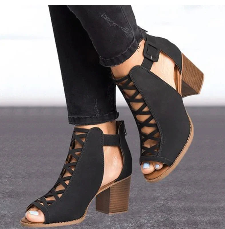 Wish2025 Summer New Roman Fish Mouth Hollow out Large Size 43 Buckle Sandals Thick Heel High Heel Independent Station Shoes