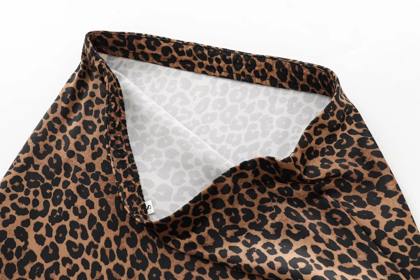 TFMLN Women Vintage Leopard Print Skirts Female 2026 Street Chic High Waist Long Skirt Spring Office Slim Fashion New Skirts