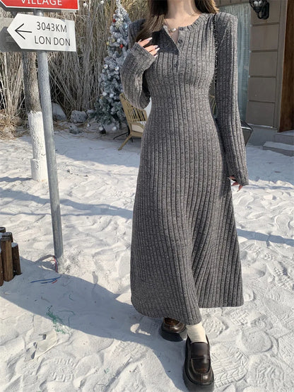 French Style Long Sleeve Knitted Dress Vintage Waist Cinching A- Line Skirt Women Autumn Winter New Arrival Slimming Inner Wear