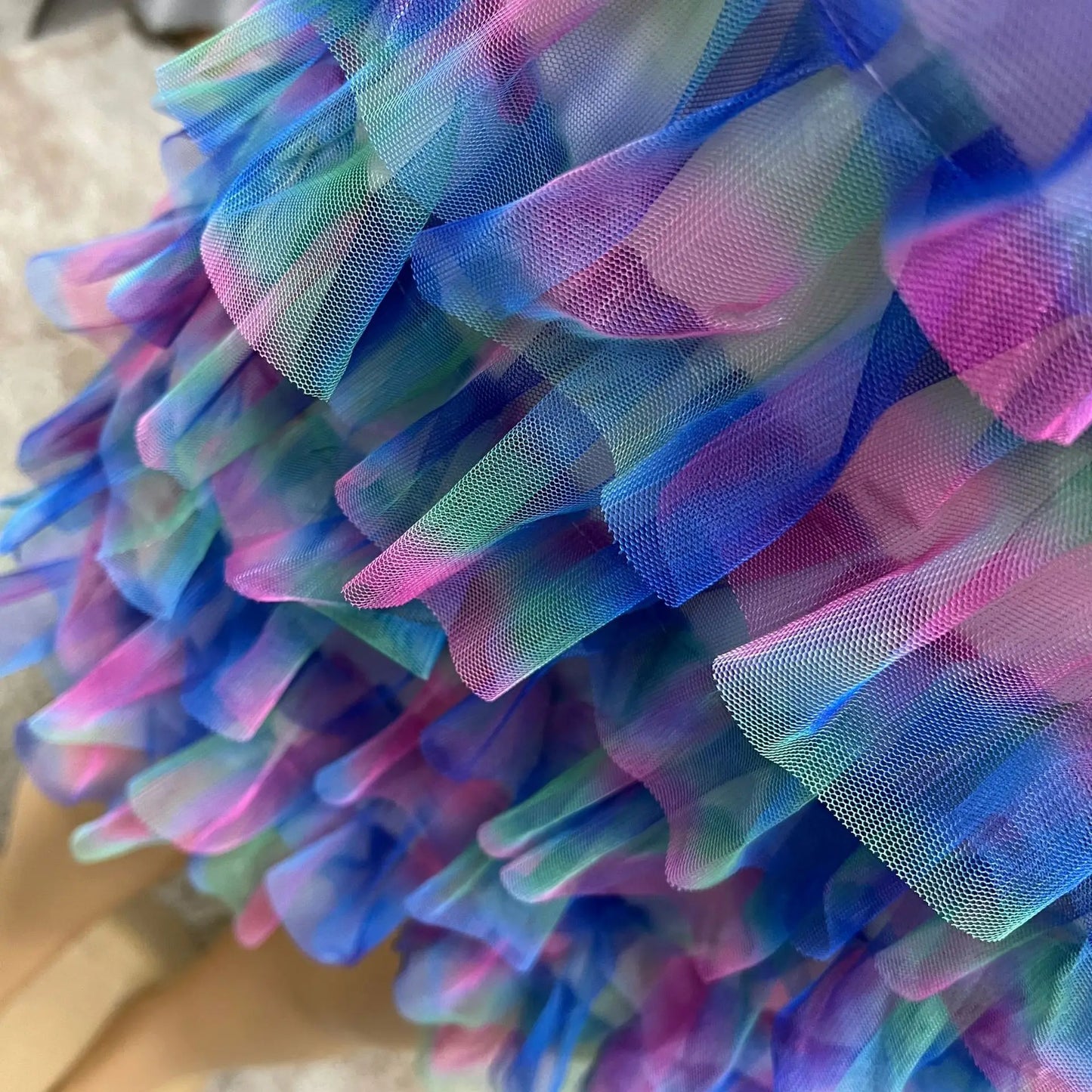 HLJ Sexy Mesh Ruched Patchwork Bodycon Dresses Women Cake Gradient Halter Backless Dress Female Streetwear Vestidos Summer New