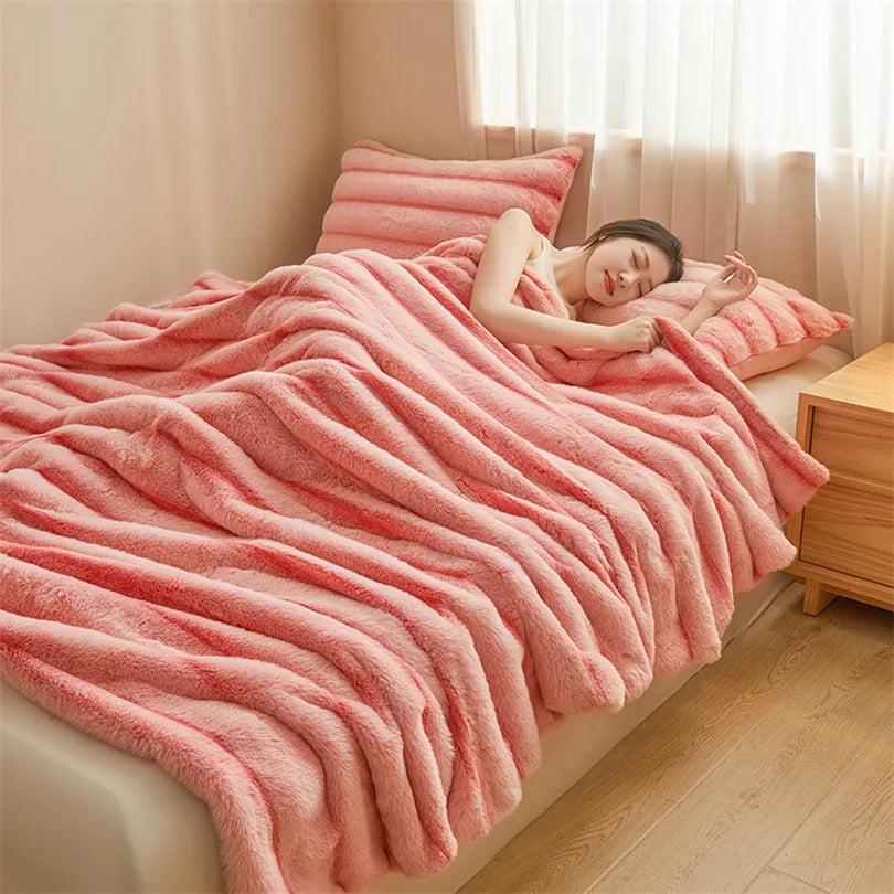 Ultra Soft Luxury Flffy Faux Rabbit Fur Blanket, Thick Winter Warm Throw Blankets, Plush Cozy Bubble Fleece Blankets Home Decor