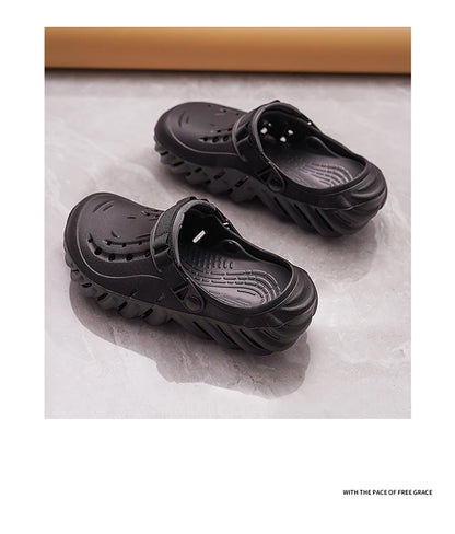 New Men's Fashionable Versatile Sandals Anti Slip and Wear-resistant Shoes Thick Soled Soft Soled Slippers Breathable