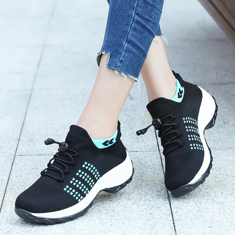 Women Walking Shoes Breathable Fly Weaving Sneakers Non Slip Casual Shoes 7 Color Size 35-45