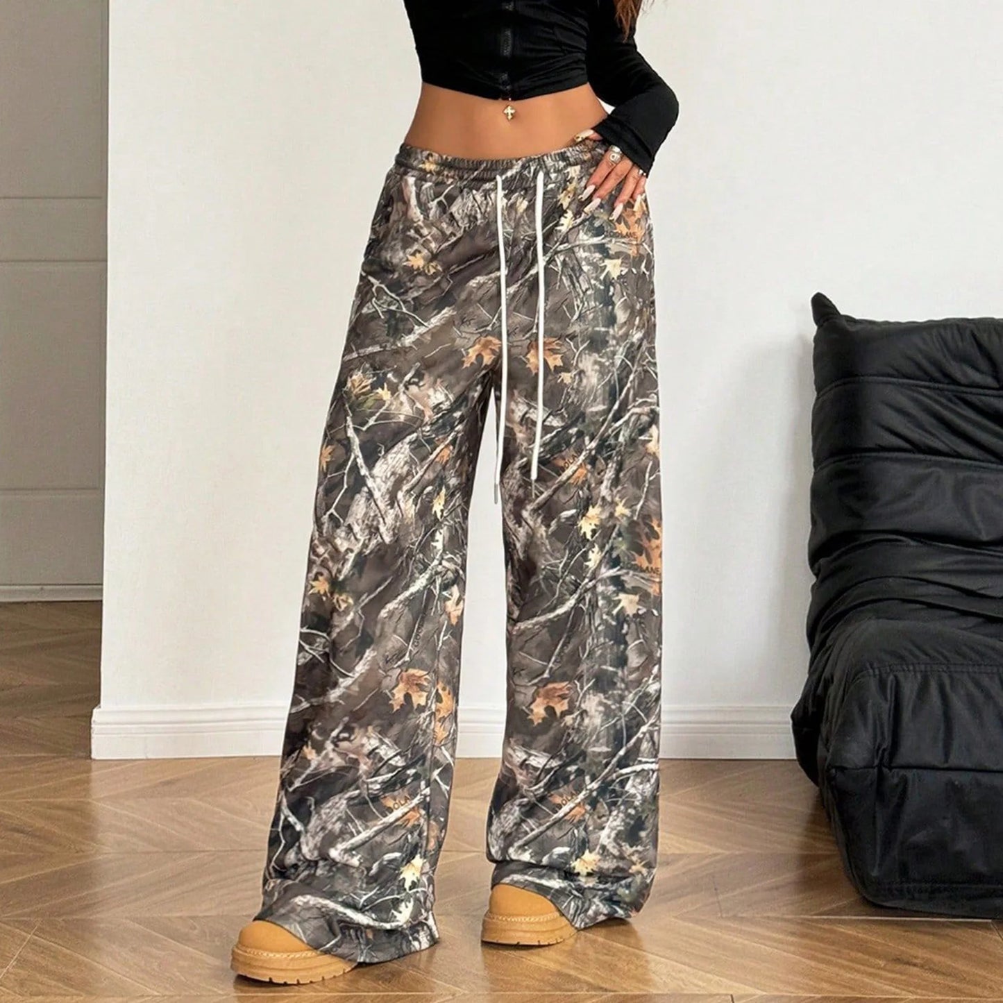Women's Wide Leg Camo Pants Lightweight Elastic Waist Camouflage Print Loose Pants Trousers Y2K Vintage Streetwear