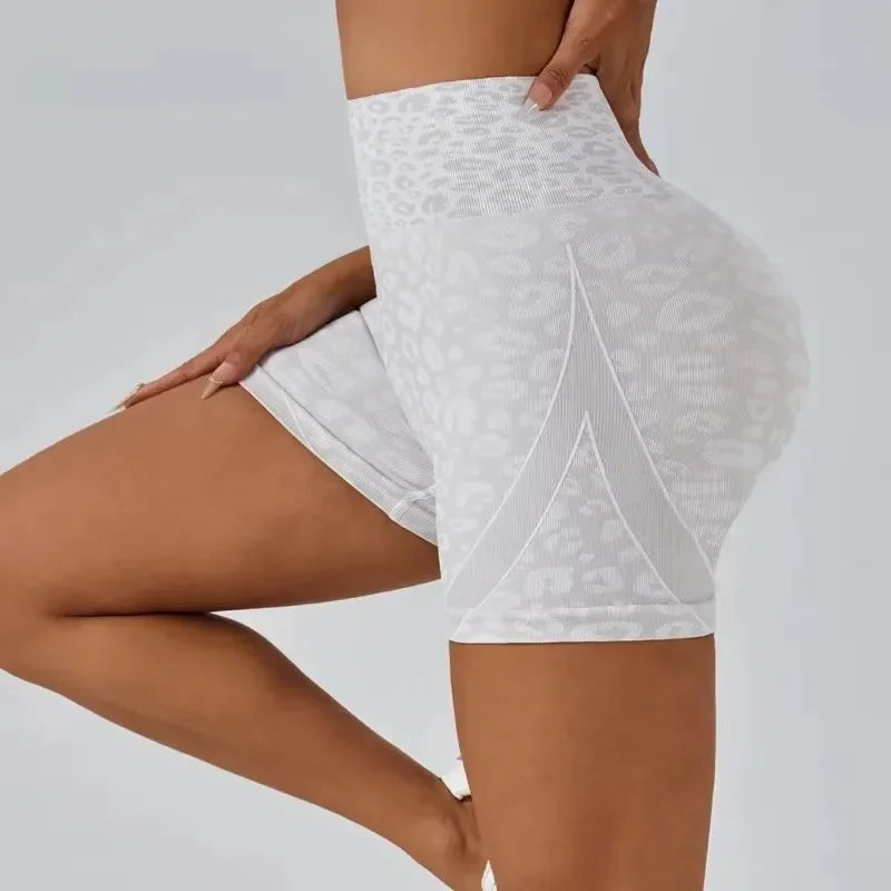 Women Sexy Peach Butt Yoga Shorts Leopard Print Tight Fit Exercise Cycling Pants Summer Fitness Yoga Wear Running Fitness Joggin
