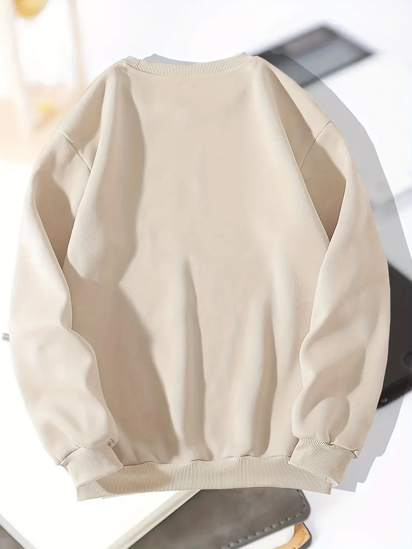 Men's autumn and winter fashionable casual loose FACE THE FUTURE graphic printed long sleeved round neck sweatshirt