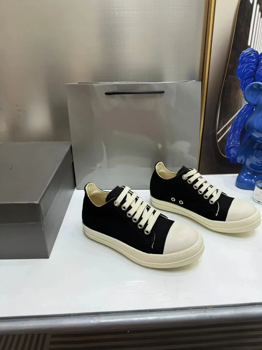 Rric High Quality Female Canvas Shoes Trend Brand Designer Couple Board  Mountaineering rmk  Sports Shoes  Women Shoes