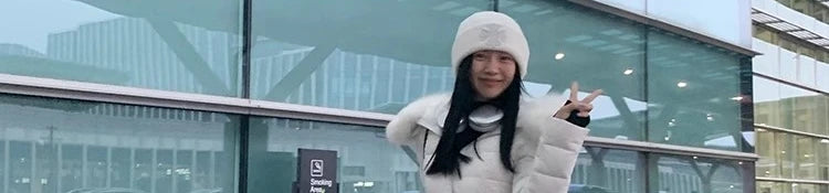 White Large Fur Collar down Jaet Women's 2025 Winter New Design Ultra Slim Lightweight Hooded White Du down Outerwear