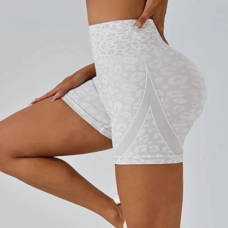 Women Sexy Peach Butt Yoga Shorts Leopard Print Tight Fit Exercise Cycling Pants Summer Fitness Yoga Wear Running Fitness Joggin