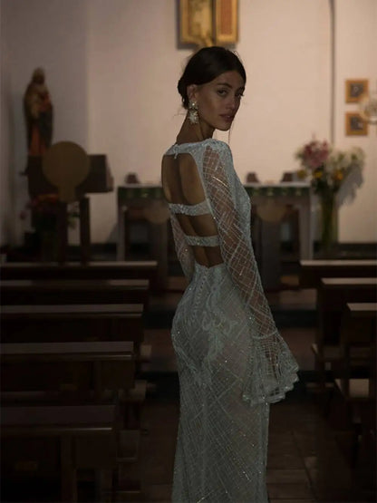 Shimmering Pearls Straight Wedding Dress Elegant Sexy Buttons Back Big Day Women Wear Customized Luxurious Church Bridal Gown