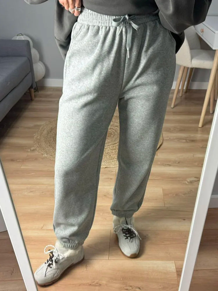 Thick Warm Fleece Sweatpants Women Winter Straight Leg Pants Gray Velvet Trousers Pants Jogger For Women Sweatpants Outfits