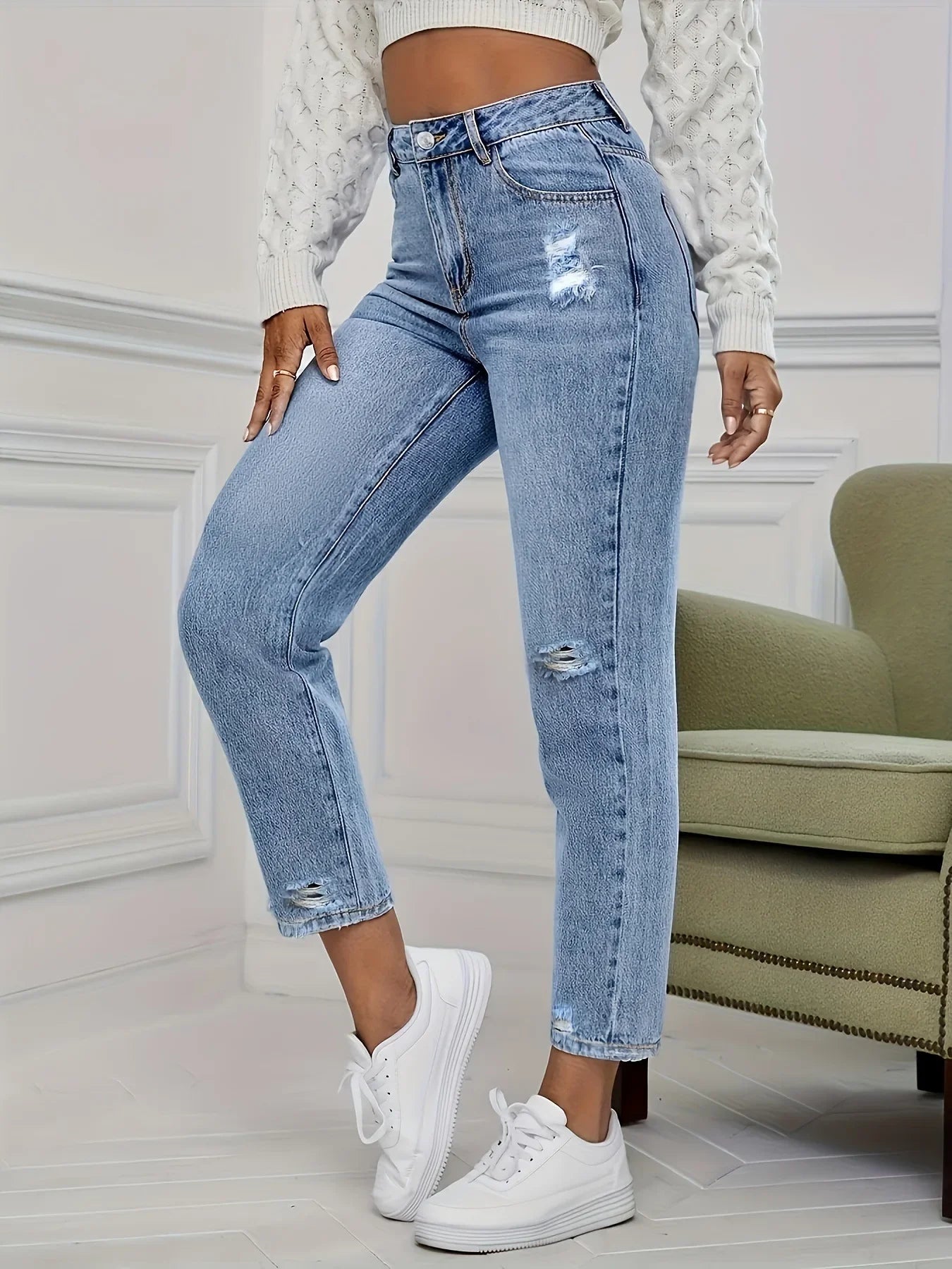 Casual Washed Ripped Jeans for Women Spring and Summer New Fashion Straight Nine Minutes of Pants Women